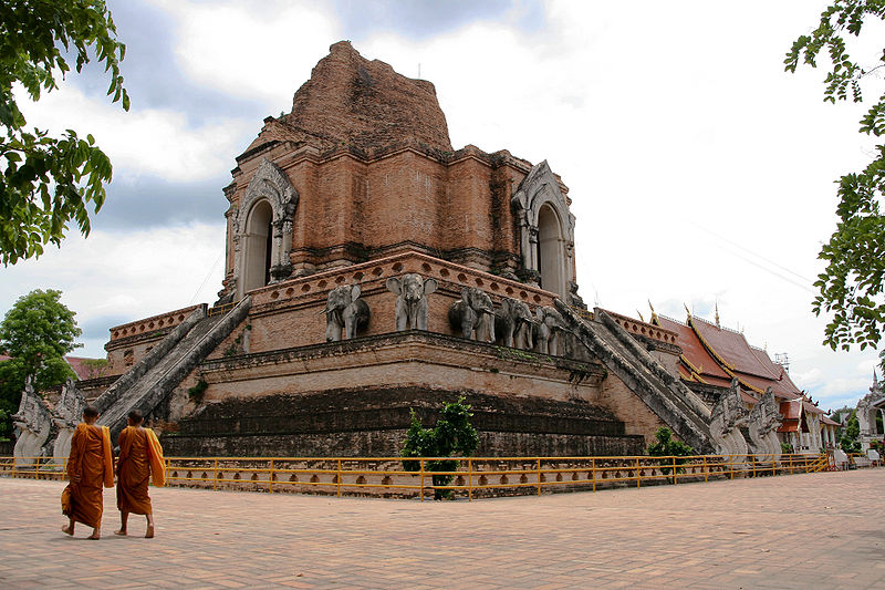 Wat Chedi Luang, a temple in the center of Chiang Mai