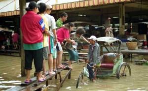 Flooding in Amphoe Sena, Ayutthaya Province