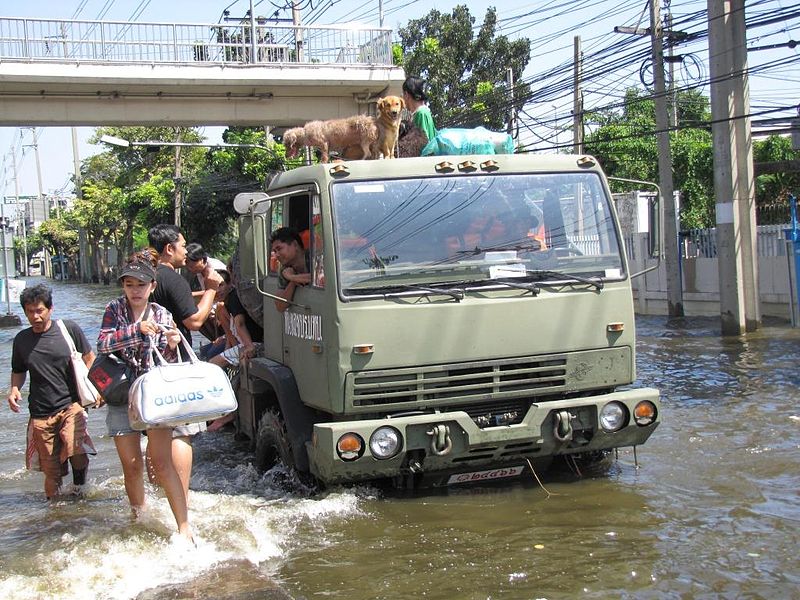 FMTV in use with the Thai armed forces during the floods of 2011