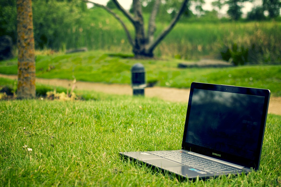 Samsung laptop in the middle of nature