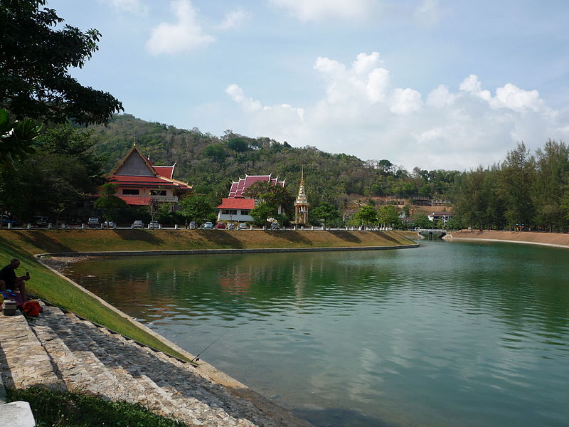 Wat Ko Si-Li in Nai Harn Beach