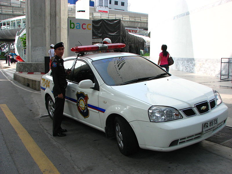 Thai Tourist Police Chevrolet Optra car