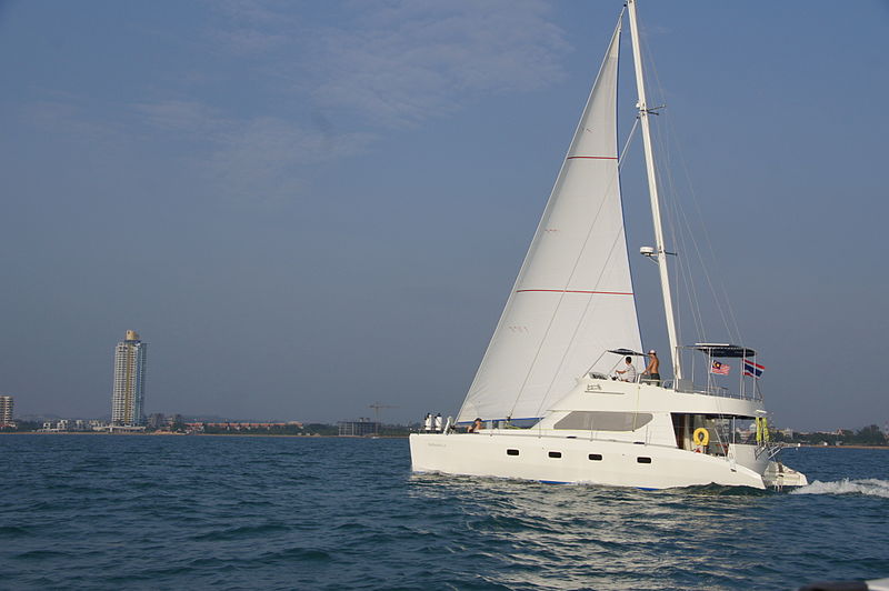 Aft Mast Rig on Catamaran Made In Thailand RB Power & Sailing Model HK-40
